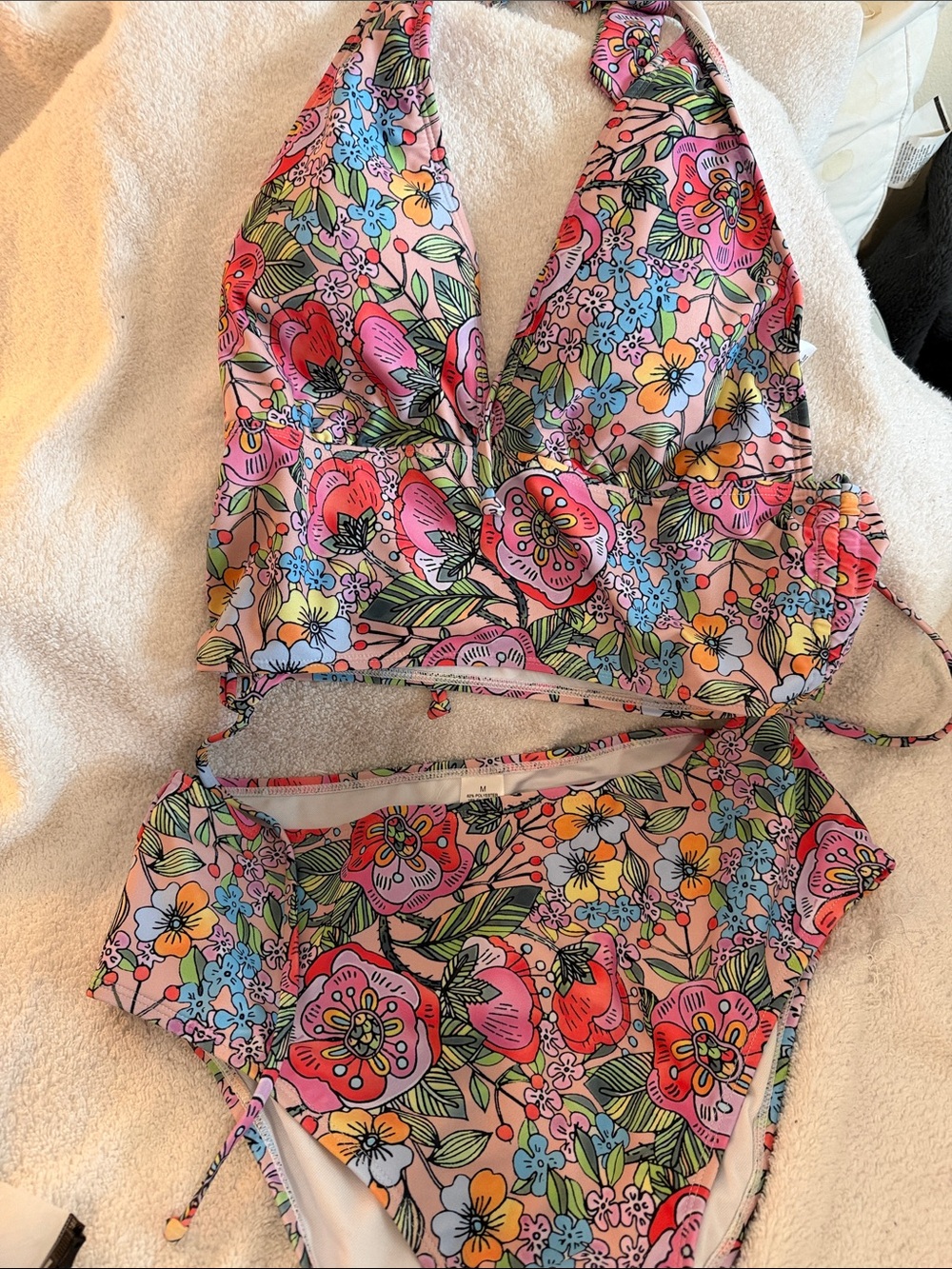Brand New without Tags Floral Halter Bikini Set in Pink